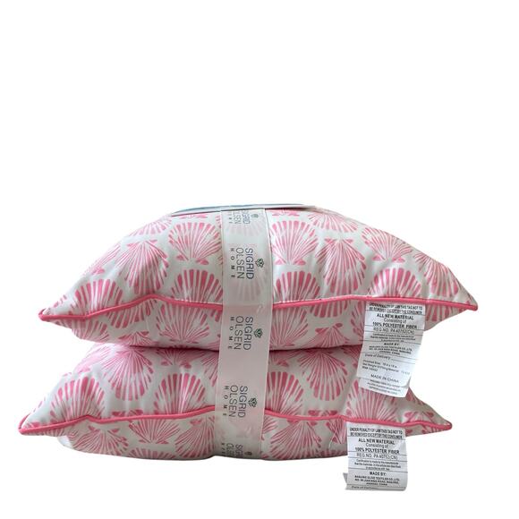 Sigrid Olsen Pink Seashell Indoor Outdoor Pillows 18x18 2pk Coastal Decor NEW - Picture 7 of 13